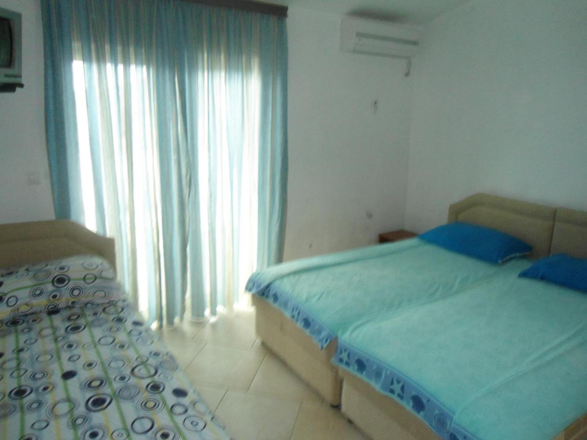 Apartments Pekic Бар Екстер'єр фото
