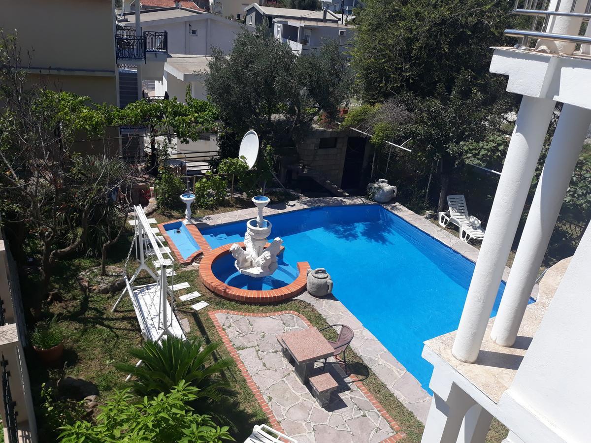 Apartments Pekic Бар Екстер'єр фото